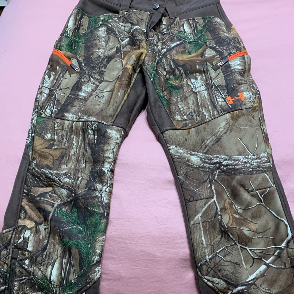 Under Armour Realtree cold gear pants